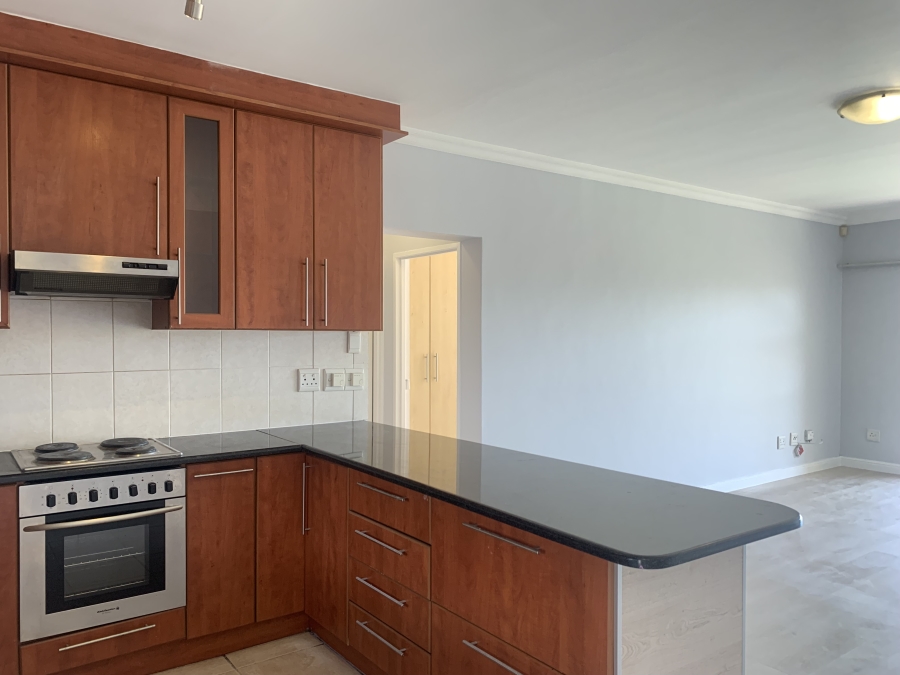 To Let 2 Bedroom Property for Rent in Bloubergstrand Western Cape